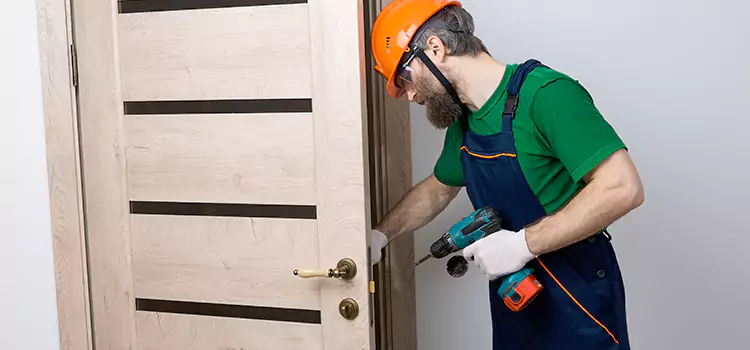 Replace Internal Door Handle with Lock Gaspe